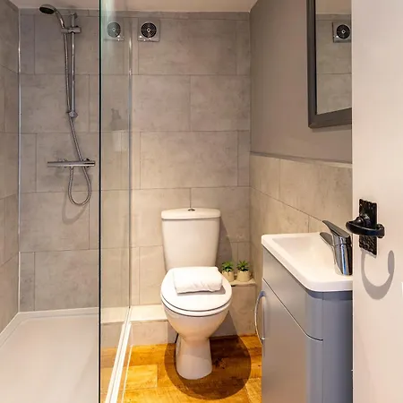 The Bolt Hole Town Centre, Dog Friendly Whitby