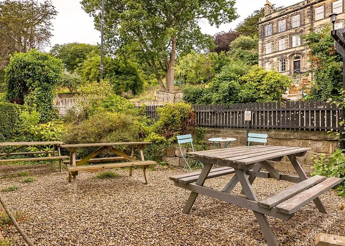 The Bolt Hole Town Centre, Dog Friendly